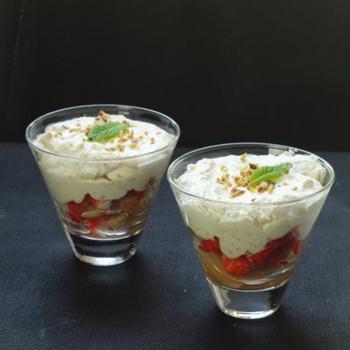 Verrines de fraises et rhuibarbe