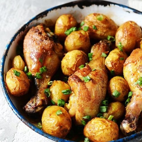 Cuisses de poulet rôties, pommes rattes