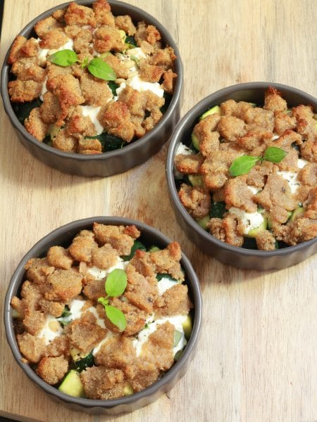 Crumble à la courgette et chèvre