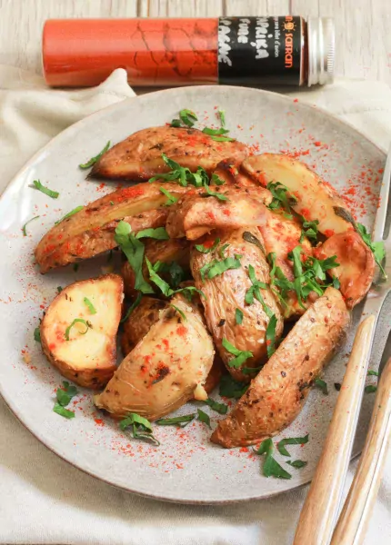 Potatoes au paprika fumé et oignons nouveaux Potatoes au paprika fumé et oignons nouveaux