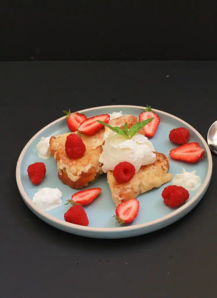 pain perdu de kouglopf aux fruits rouges