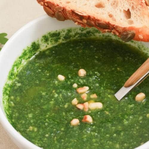 pesto de roquette aux noisettes
