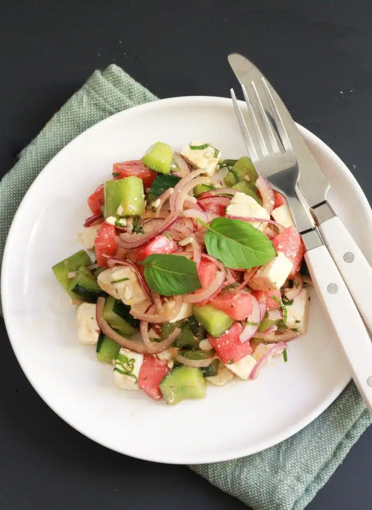 salade de concombre et pastèque