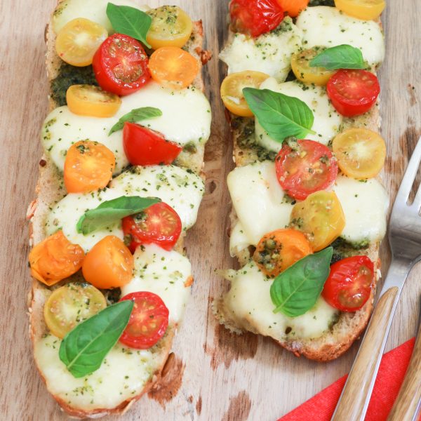 tartines de tomates mozzarella et pesto de basilic tartines de tomates mozzarella et pesto de basilic