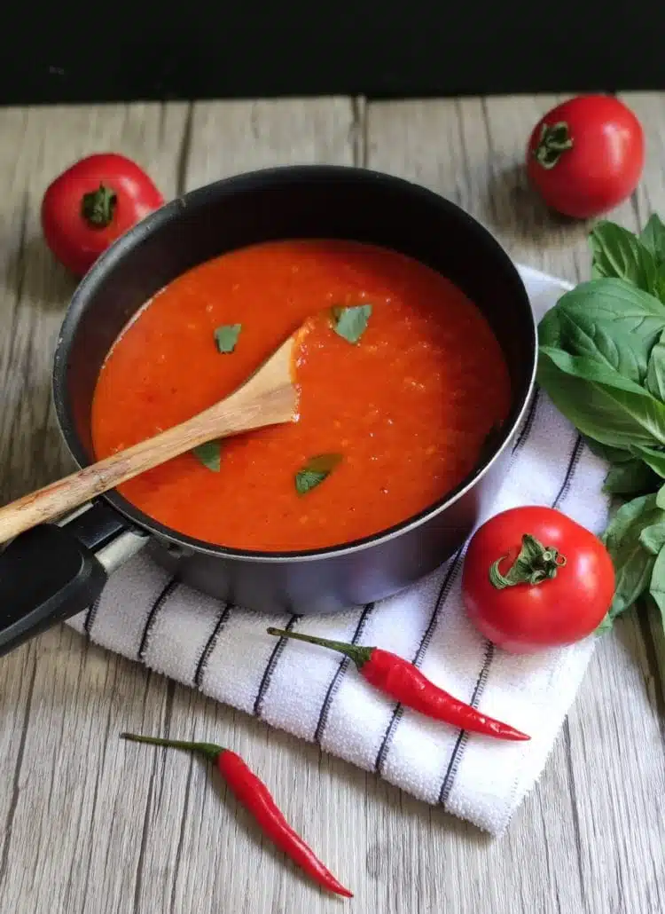 Sauce arrabiata comme en italie