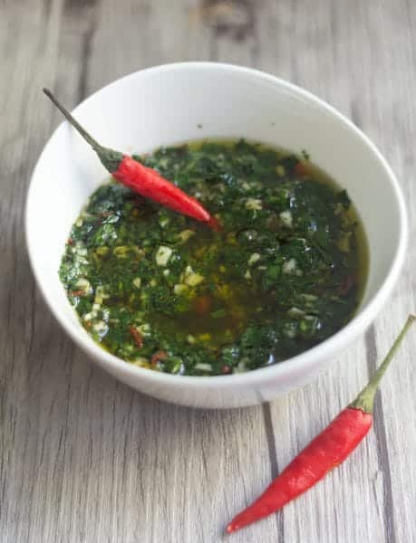 La sauce chimichurri traditionnelle La sauce chimichurri traditionnelle