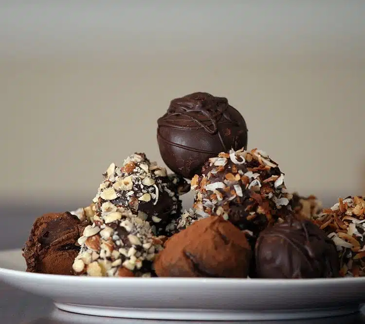 Truffes au chocolat et zestes d'orange