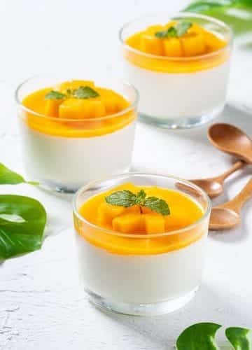 Panna cotta à la mangue et gingembre