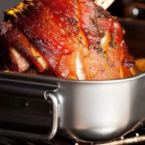Jarret de porc braisé à la bière : Le secret d'une viande incroyablement fondante. 2 jarret de porc braisé à la bière