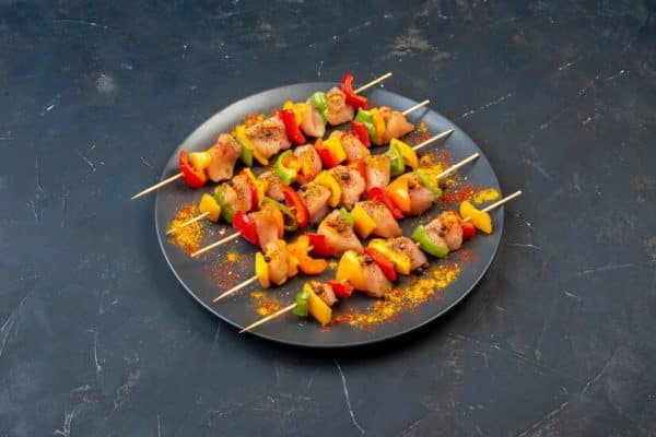 Brochettes de poulet aux épices brochettes de poulet aux épices