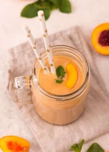 Milk shake à la pêche et menthe