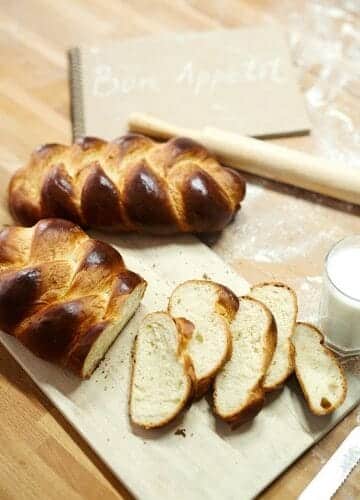 Brioche tressée à la fleur d'oranger
