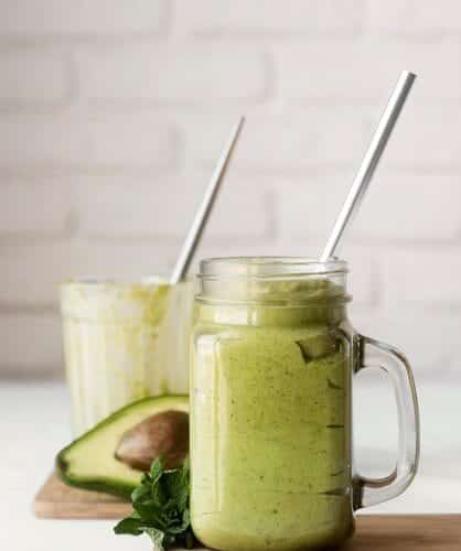 Smoothie à l'avocat et gingembre