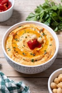 houmous de poivrons rouges Houmous de poivrons rouges au paprika