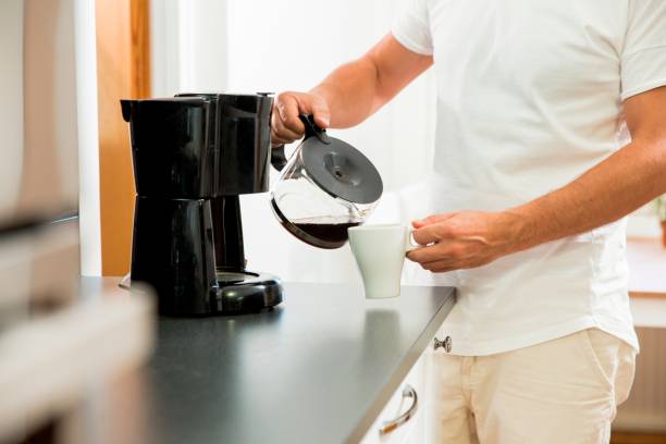 Préparation café cafetière filtre électrique Préparation café cafetière filtre électrique