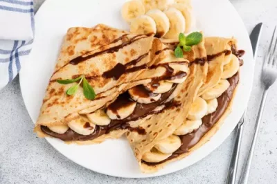 Crêpes fourrées à la banane et chocolat