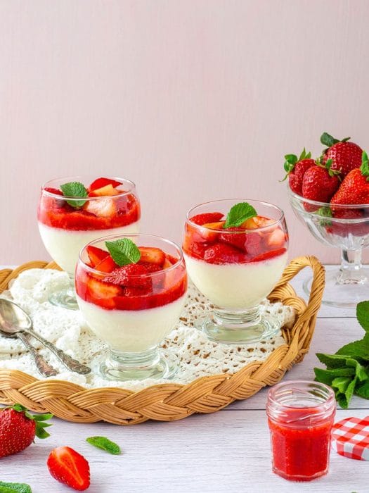 Panna cotta aux fraises
