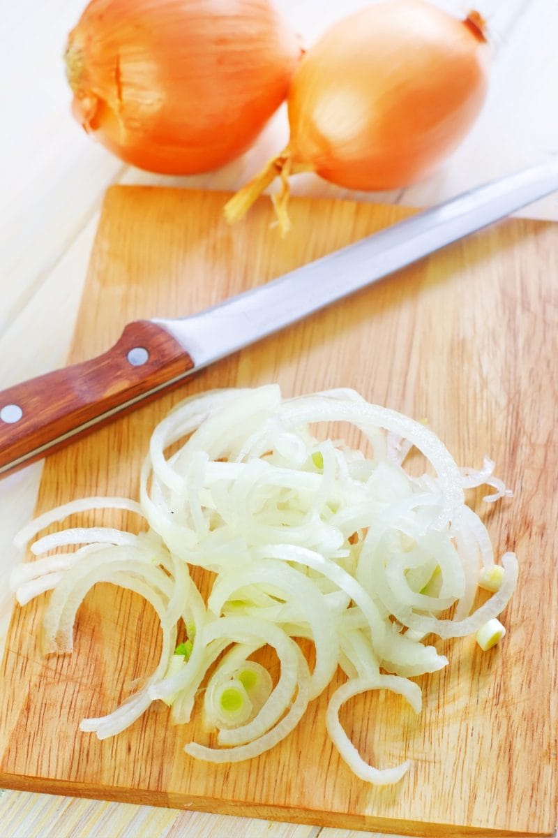oignons émincés