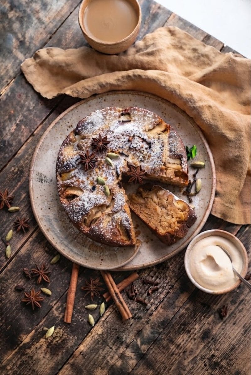 Gâteau fondant aux pommes et épices chaï